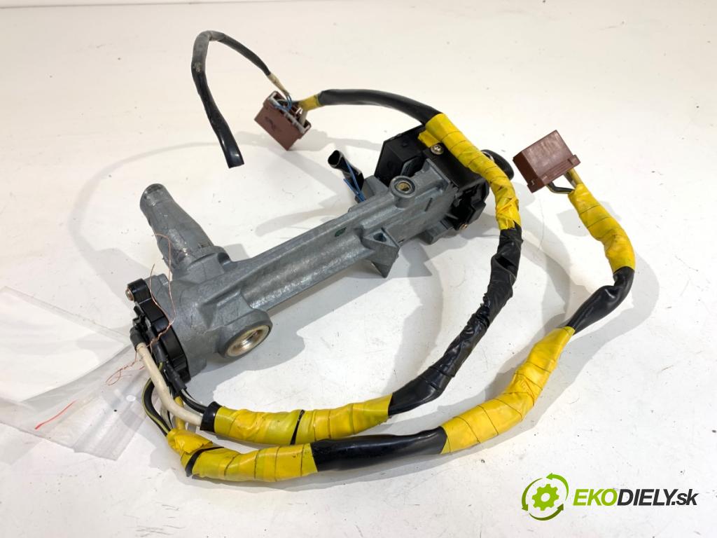 HONDA CR-V I (RD) 1995 - 2002    2.0 (RD1) 98 kW [133 KM] benzyna 1999 - 2002  spinačka  (Spínacia skrinka a kľúč)