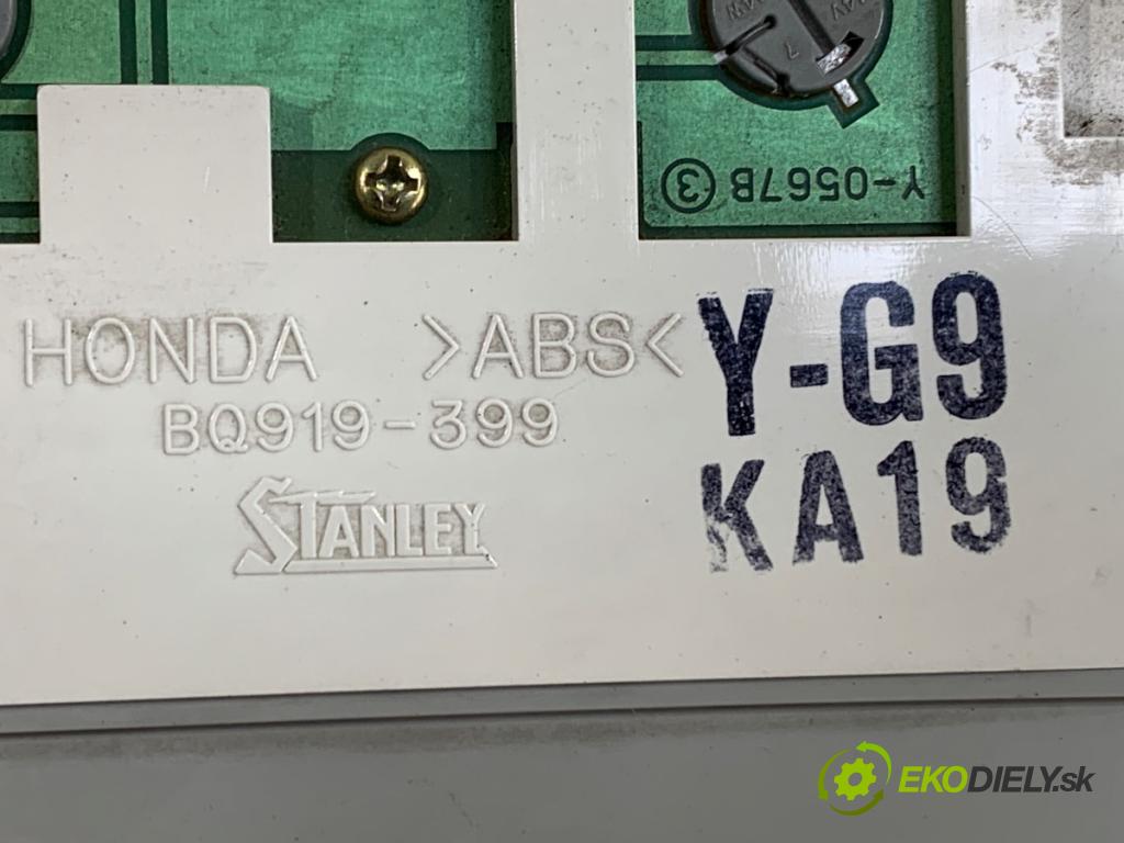HONDA CR-V I (RD) 1995 - 2002    2.0 (RD1) 98 kW [133 KM] benzyna 1999 - 2002  Panel ovládania kúrenia BQ919-399 (Prepínač/spínač/tlačidlo a ovládač kúrenia)