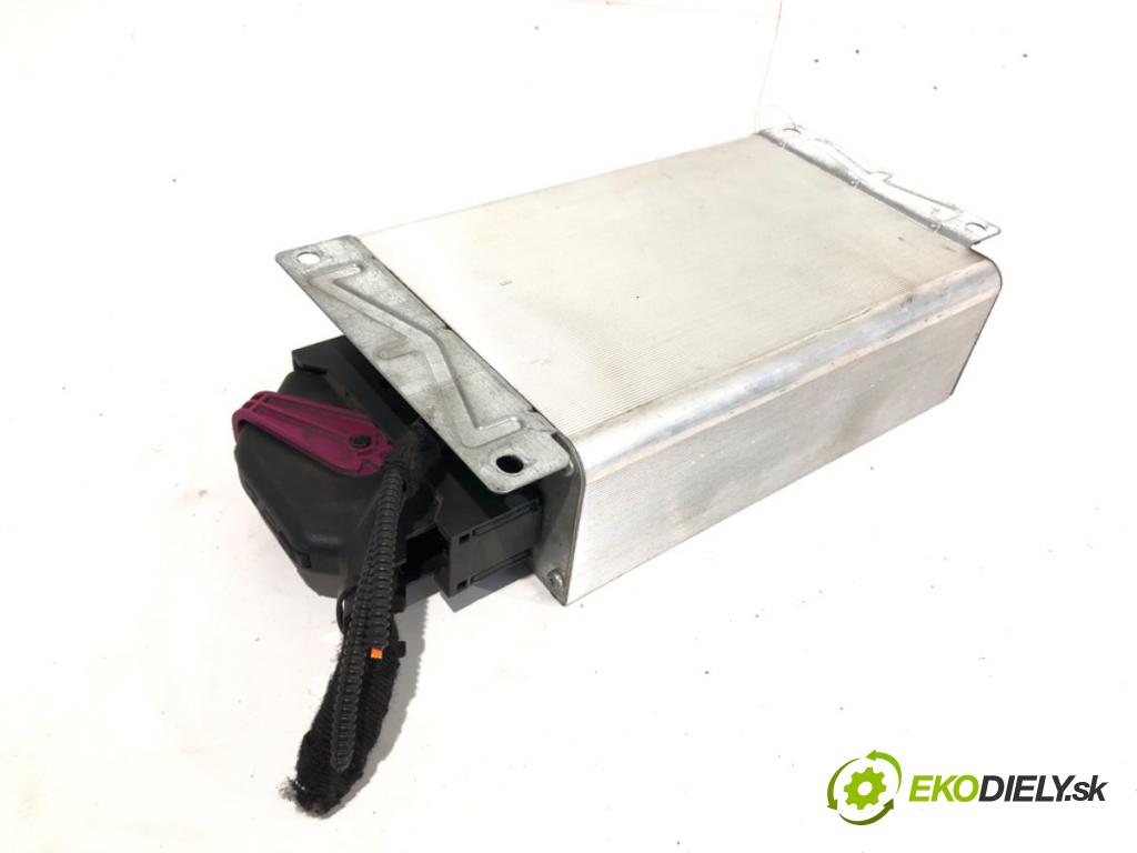 AUDI A6 C6 Avant (4F5) 2004 - 2011    3.0 TDI quattro 165 kW [225 KM] olej napędowy 2005 - 2006  Zosilňovač 4F0910223 (Zosilňovač)