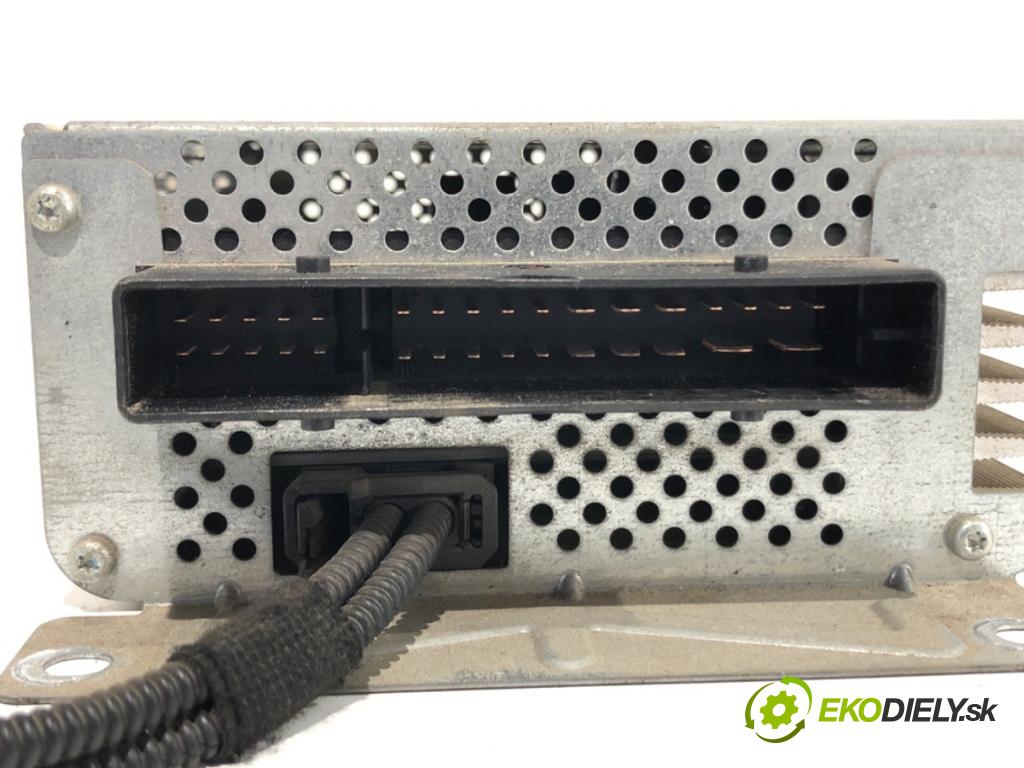 AUDI A6 C6 Avant (4F5) 2004 - 2011    3.0 TDI quattro 165 kW [225 KM] olej napędowy 2005 - 2006  Zosilňovač 4F0910223 (Zosilňovač)