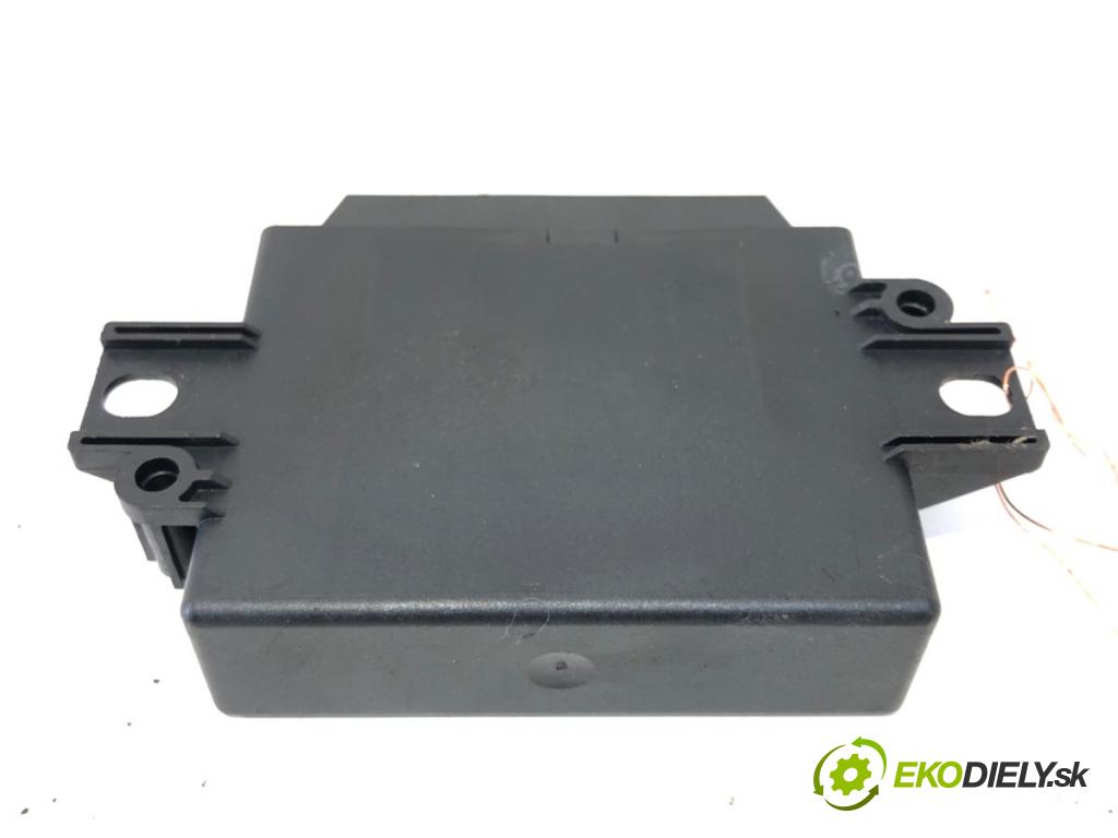 AUDI A6 C6 Avant (4F5) 2004 - 2011    3.0 TDI quattro 165 kW [225 KM] olej napędowy 2005 - 2006  Modul PDC 4F0919283B (Ostatné)