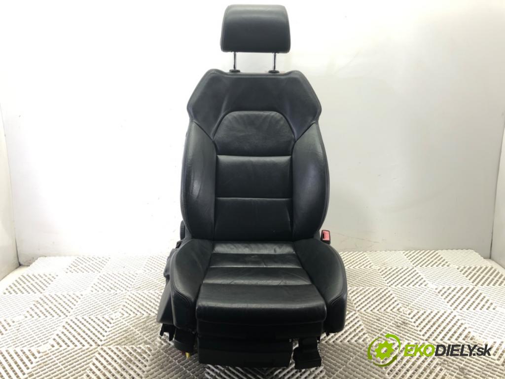 AUDI A6 C6 Avant (4F5) 2004 - 2011    3.0 TDI quattro 165 kW [225 KM] olej napędowy 2005 - 2006  Sedadlo pravy predný 