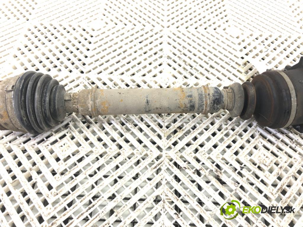 VW PASSAT B5 Variant (3B5) 1997 - 2001    2.5 TDI Syncro/4motion 110 kW [150 KM] olej napędowy 1998 - 2000  Poloos ľavy predný