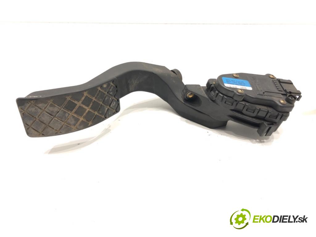 VW PASSAT B5 Variant (3B5) 1997 - 2001    2.5 TDI Syncro/4motion 110 kW [150 KM] olej napędowy 1998 - 2000  Potenciometer plynu 8D1723523G (Pedál)