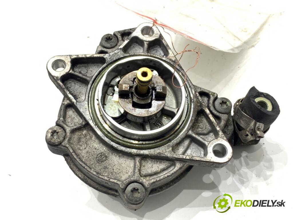 VW PASSAT B5 Variant (3B5) 1997 - 2001    2.5 TDI Syncro/4motion 110 kW [150 KM] olej napędowy 1998 - 2000  Pumpa vákuová 72218501