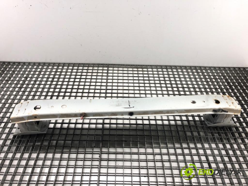 TOYOTA YARIS (_P13_) 2010 - 2022    1.5 Hybrid (NHP130_) 55 kW [75 KM] Hybryda silnik benzynowy / elektryczny 2012 - 2022  výztuha nárazníka zadní část  (Výztuhy zadní)