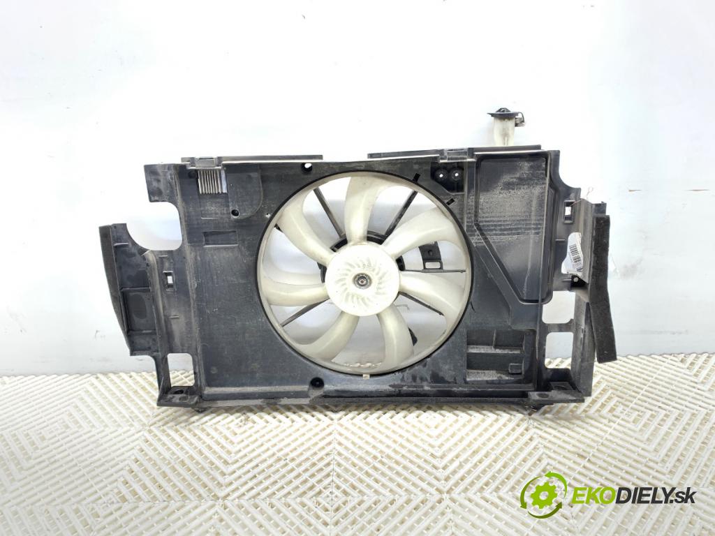 TOYOTA YARIS (_P13_) 2010 - 2022    1.5 Hybrid (NHP130_) 55 kW [75 KM] Hybryda silnik benzynowy / elektryczny 2012 - 2022  ventilátor chladiče  (Ventilátory)
