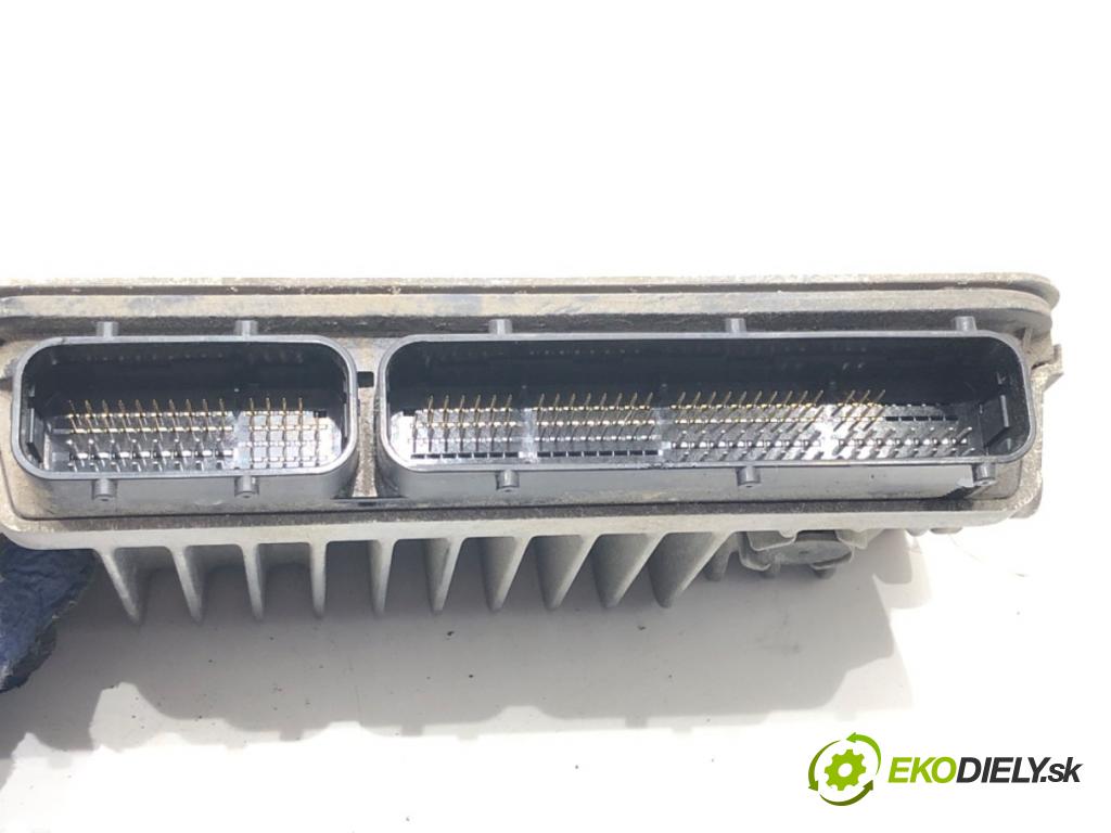 TOYOTA YARIS (_P13_) 2010 - 2022    1.5 Hybrid (NHP130_) 55 kW [75 KM] Hybryda silnik benzynowy / elektryczny 2012 - 2022  riadiaca jednotka Motor 89661-0DC00 (Riadiaca jednotka)