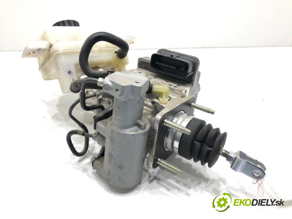 TOYOTA YARIS (_P13_) 2010 - 2022    1.5 Hybrid (NHP130_) 55 kW [75 KM] Hybryda silnik benzynowy / elektryczny 2012 - 2022  Posilovač bŕzd 47270-47030