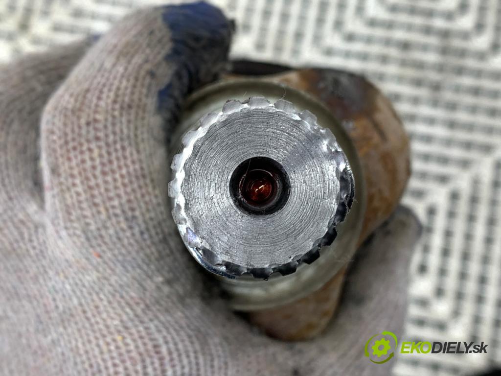 TOYOTA YARIS (_P13_) 2010 - 2022    1.5 Hybrid (NHP130_) 55 kW [75 KM] Hybryda silnik benzynowy / elektryczny 2012 - 2022  Poloos ľavy predný 43420-0D411