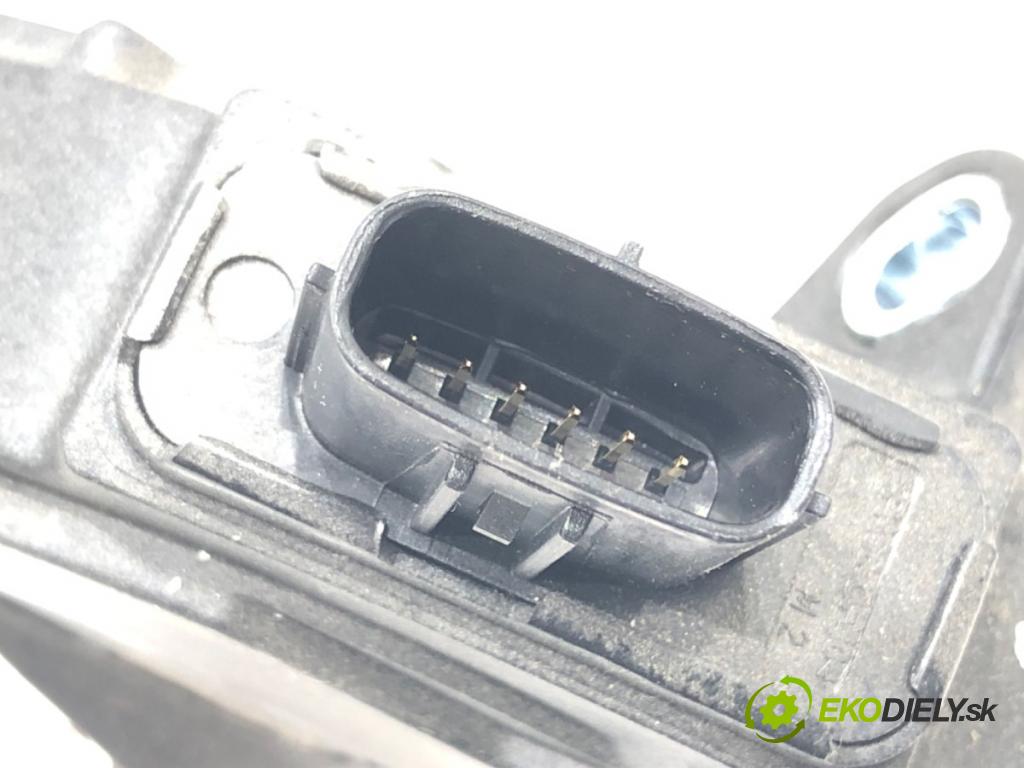 TOYOTA YARIS (_P13_) 2010 - 2022    1.5 Hybrid (NHP130_) 55 kW [75 KM] Hybryda silnik benzynowy / elektryczny 2012 - 2022  Potenciometer plynu 78110-00160 (Pedál)