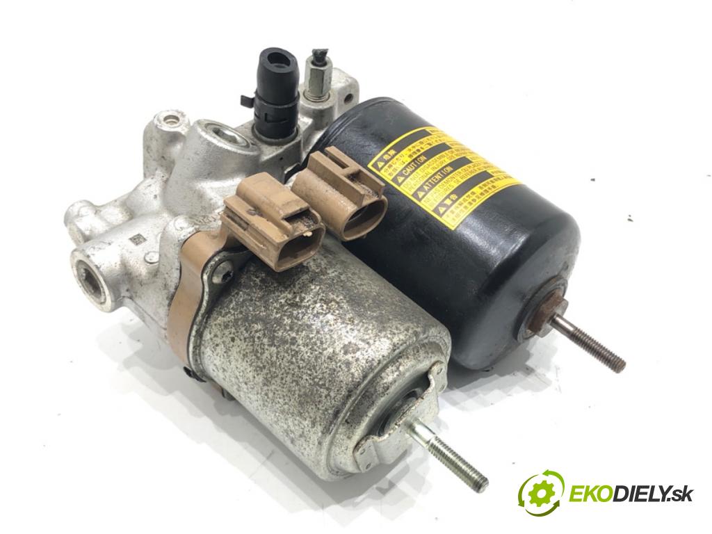 TOYOTA YARIS (_P13_) 2010 - 2022    1.5 Hybrid (NHP130_) 55 kW [75 KM] Hybryda silnik benzynowy / elektryczny 2012 - 2022  Pumpa ABS 47070-12010 (Pumpa ABS)