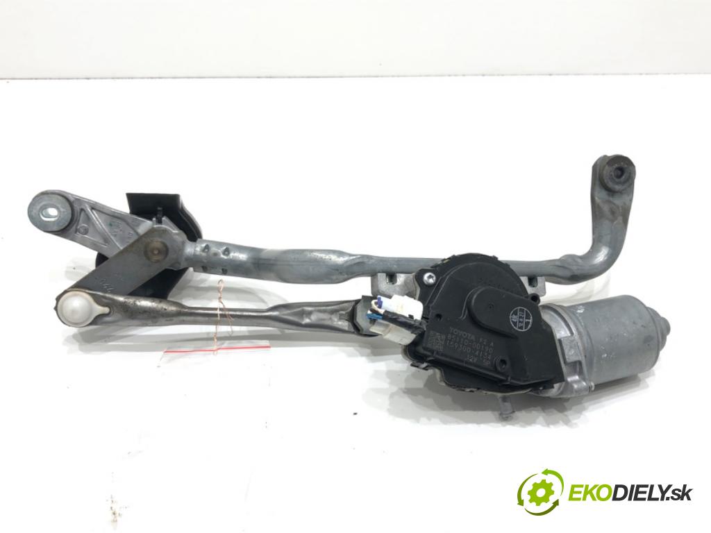 TOYOTA YARIS (_P13_) 2010 - 2022    1.5 Hybrid (NHP130_) 55 kW [75 KM] Hybryda silnik benzynowy / elektryczny 2012 - 2022  Mechanizmus stieračov predný 85110-0D190 (Motorček stieračov predné)