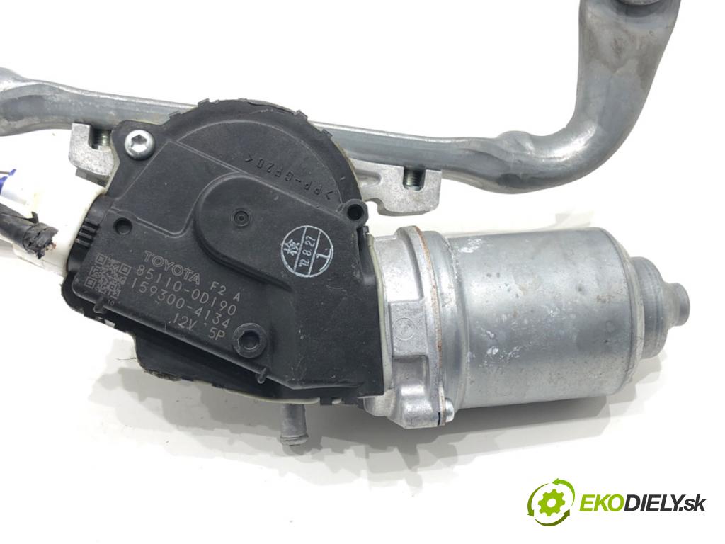 TOYOTA YARIS (_P13_) 2010 - 2022    1.5 Hybrid (NHP130_) 55 kW [75 KM] Hybryda silnik benzynowy / elektryczny 2012 - 2022  Mechanizmus stieračov predný 85110-0D190 (Motorček stieračov predné)