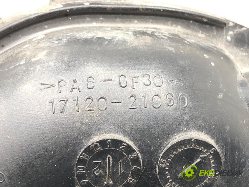 TOYOTA YARIS (_P13_) 2010 - 2022    1.5 Hybrid (NHP130_) 55 kW [75 KM] Hybryda silnik benzynowy / elektryczny 2012 - 2022  Potrubie sacie, sanie 17120-21060 (Sacie potrubie)