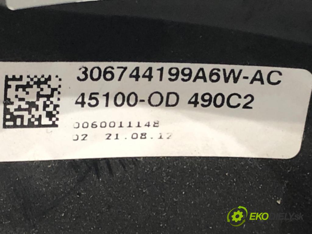 TOYOTA YARIS (_P13_) 2010 - 2022    1.5 Hybrid (NHP130_) 55 kW [75 KM] Hybryda silnik benzynowy / elektryczny 2012 - 2022  Volant  (Volant)
