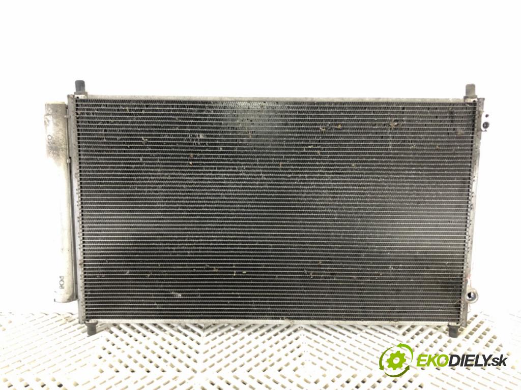 TOYOTA YARIS (_P13_) 2010 - 2022    1.5 Hybrid (NHP130_) 55 kW [75 KM] Hybryda silnik benzynowy / elektryczny 2012 - 2022  Chladič klimatizácie  (Chladič klimatizácie)