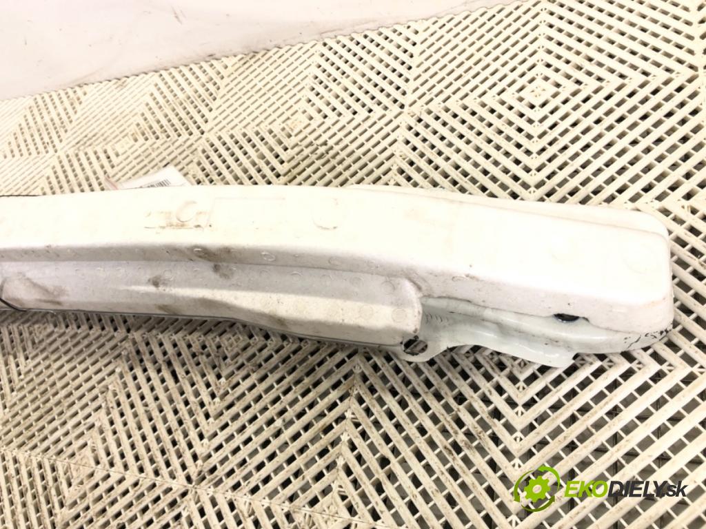 TOYOTA YARIS (_P13_) 2010 - 2022    1.5 Hybrid (NHP130_) 55 kW [75 KM] Hybryda silnik benzynowy / elektryczny 2012 - 2022  výztuha nárazníka přední část  (Výztuhy přední)