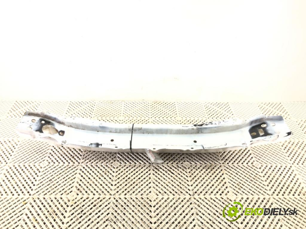 TOYOTA YARIS (_P13_) 2010 - 2022    1.5 Hybrid (NHP130_) 55 kW [75 KM] Hybryda silnik benzynowy / elektryczny 2012 - 2022  výztuha nárazníka přední část  (Výztuhy přední)