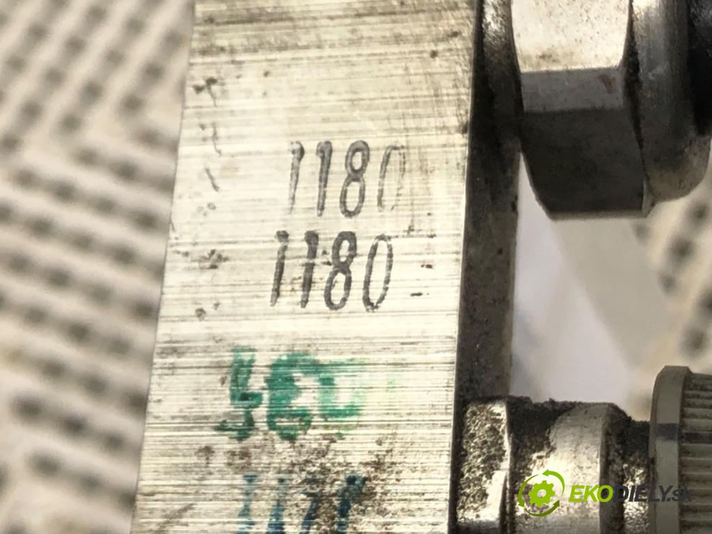 TOYOTA YARIS III liftback 2012 55 kW 1.5 Hybrid (NHP130_) 1497 rúrka klimatizácie  (Rúrka klimatizácie)