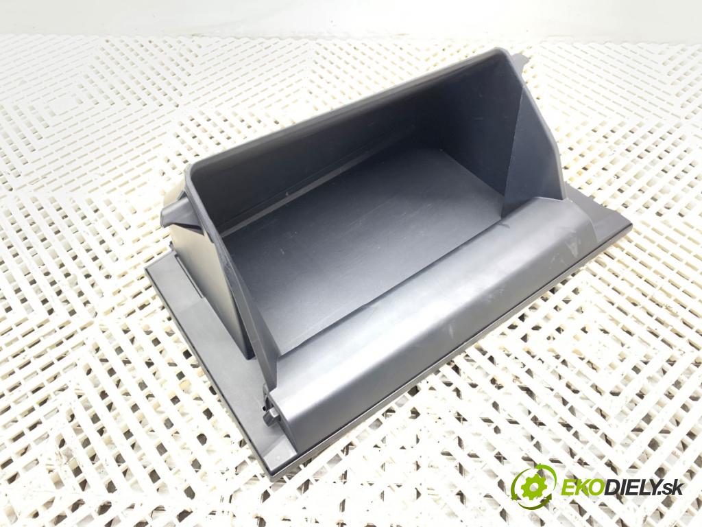 TOYOTA COROLLA liftback (_E21_) 2018 - 2022    2.0 Hybrid (MZEH12) 135 kW [184 KM] Hybryda silnik benzynowy / elektryczny 2021 - 2022  Priehradka, kastlík spolujazdca 55550-02520 (Priehradka, kastlík)