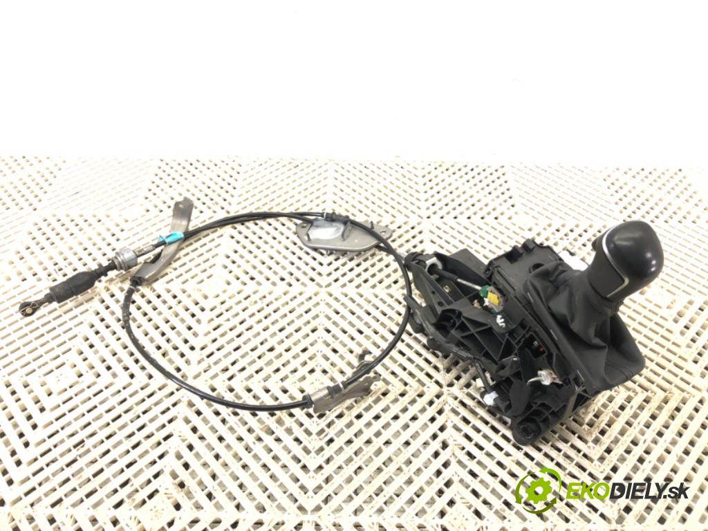 TOYOTA COROLLA liftback (_E21_) 2018 - 2022    2.0 Hybrid (MZEH12) 135 kW [184 KM] Hybryda silnik benzynowy / elektryczny 2021 - 2022  Kulisa 756588 (Rýchlostná páka (kulisa))
