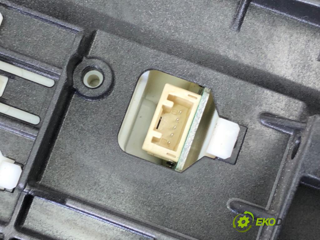 TOYOTA COROLLA liftback (_E21_) 2018 - 2022    2.0 Hybrid (MZEH12) 135 kW [184 KM] Hybryda silnik benzynowy / elektryczny 2021 - 2022  Kulisa 756588 (Rýchlostná páka (kulisa))
