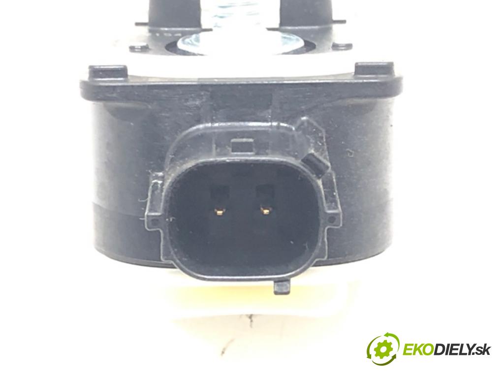 TOYOTA COROLLA liftback (_E21_) 2018 - 2022    2.0 Hybrid (MZEH12) 135 kW [184 KM] Hybryda silnik benzynowy / elektryczny 2021 - 2022  Snímač nárazu 8983A-02020 (Snímač nárazu)