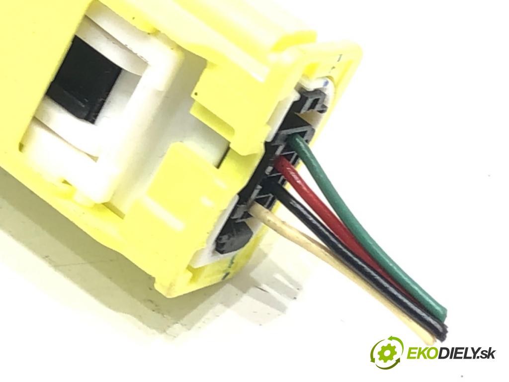 TOYOTA COROLLA liftback (_E21_) 2018 - 2022    2.0 Hybrid (MZEH12) 135 kW [184 KM] Hybryda silnik benzynowy / elektryczny 2021 - 2022  Snímač nárazu 89831-02310 (Snímač nárazu)