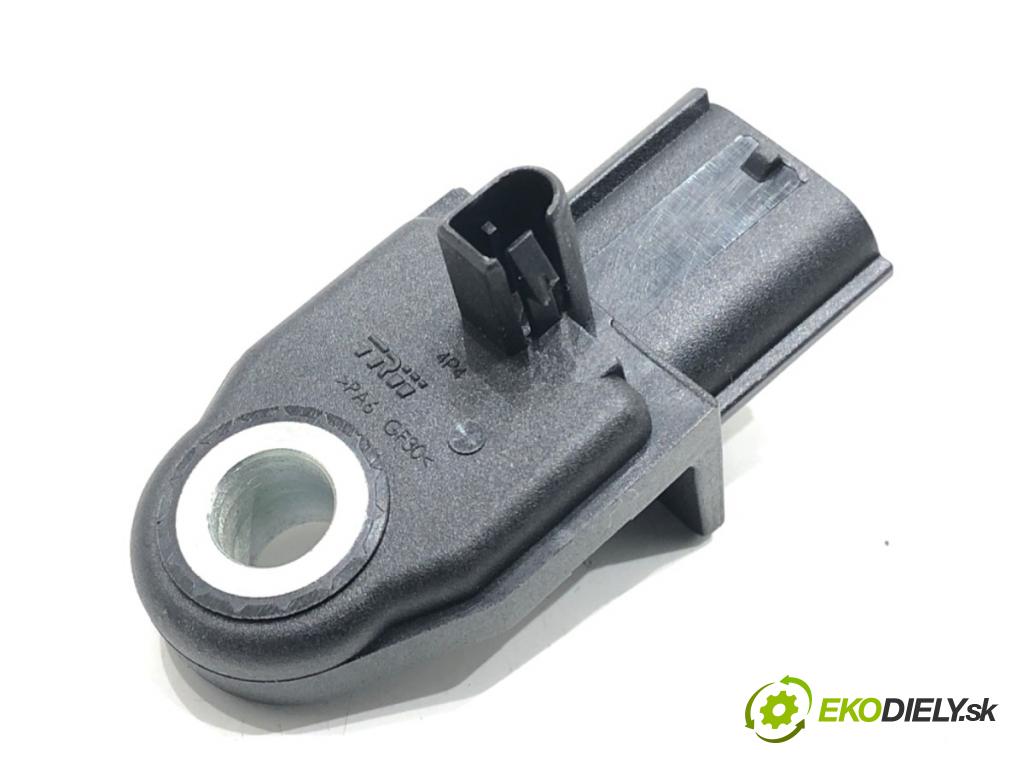 TOYOTA COROLLA liftback (_E21_) 2018 - 2022    2.0 Hybrid (MZEH12) 135 kW [184 KM] Hybryda silnik benzynowy / elektryczny 2021 - 2022  Snímač nárazu 89831-02310 (Snímač nárazu)