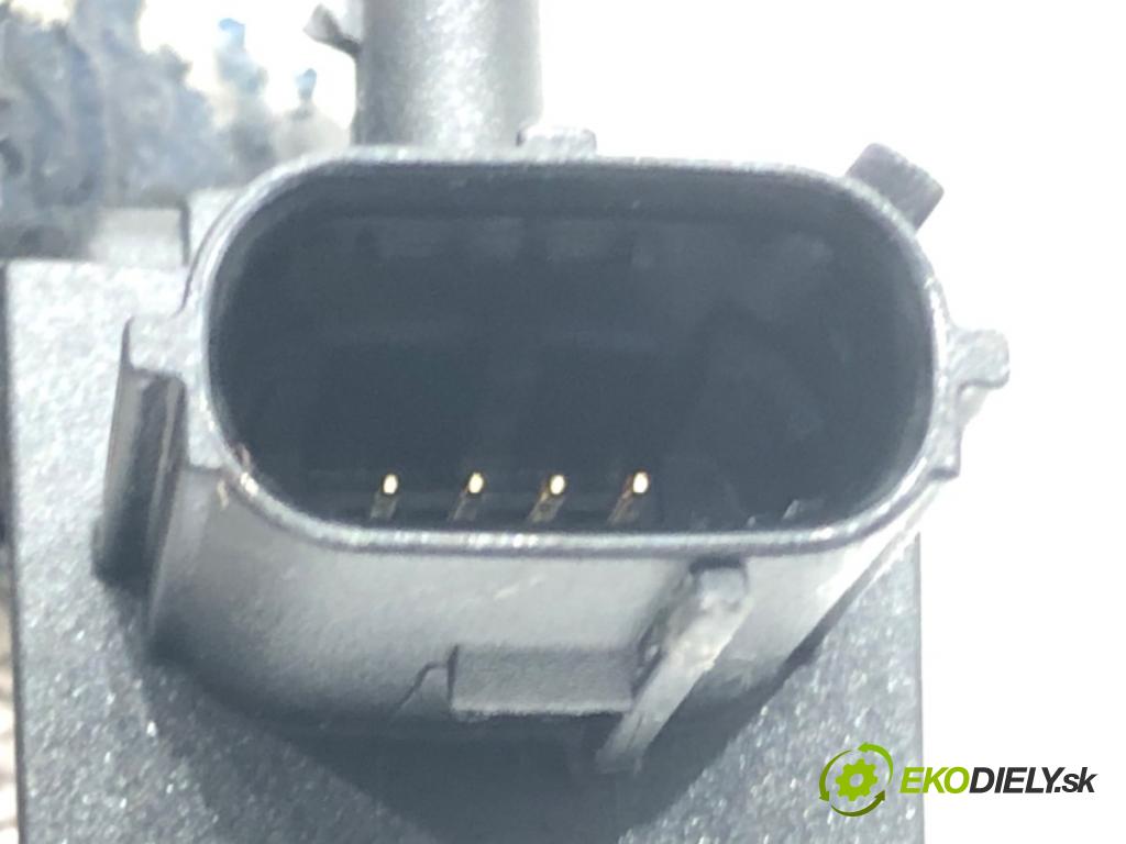 TOYOTA COROLLA liftback (_E21_) 2018 - 2022    2.0 Hybrid (MZEH12) 135 kW [184 KM] Hybryda silnik benzynowy / elektryczny 2021 - 2022  Snímač nárazu 89831-02310 (Snímač nárazu)