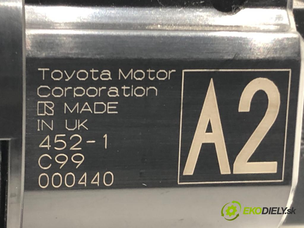 TOYOTA COROLLA liftback (_E21_) 2018 - 2022    2.0 Hybrid (MZEH12) 135 kW [184 KM] Hybryda silnik benzynowy / elektryczny 2021 - 2022  vypínač Start brzdových svetiel  (Prepínacie páčky pod volantom)