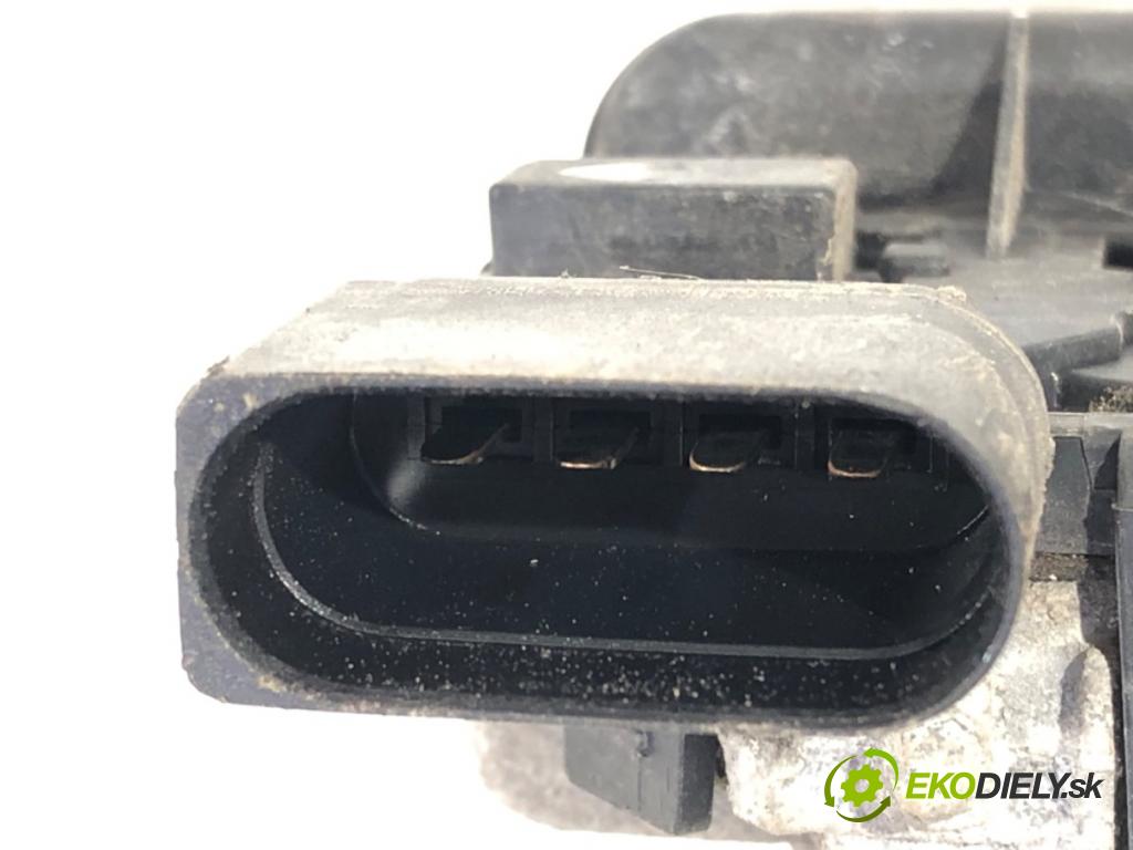 SKODA FABIA I (6Y2) 1999 - 2008    1.4 16V 55 kW [75 KM] benzyna 1999 - 2008  Mechanizmus stieračov predný 6Q1955119A (Motorček stieračov predné)