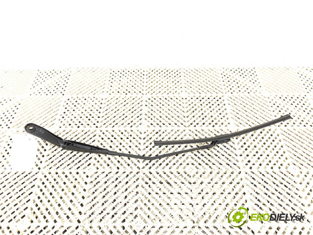VOLVO V40 liftback (525, 526) 2012 - 2022    D4 140 kW [190 KM] olej napędowy 2014 - 2022  ramena stěrače pravý přední část 31276060