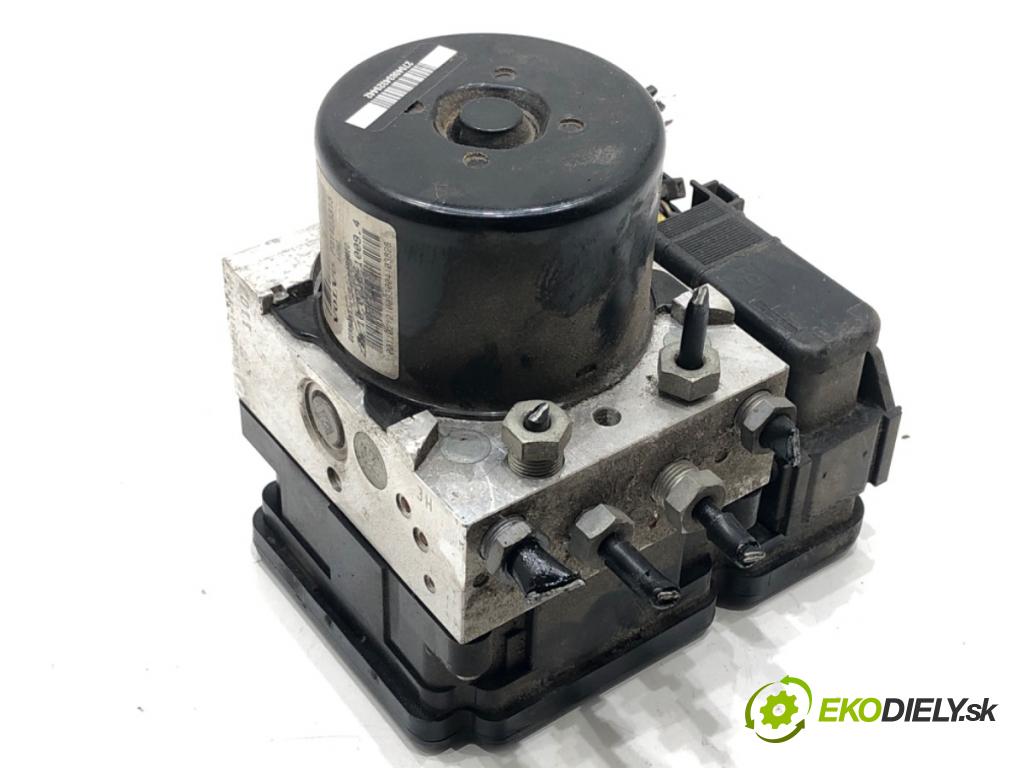 VOLVO V40 liftback (525, 526) 2012 - 2022    D4 140 kW [190 KM] olej napędowy 2014 - 2022  Pumpa ABS P31423315 (Pumpa ABS)