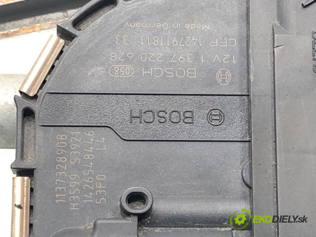 VOLVO V40 liftback (525, 526) 2012 - 2022    D4 140 kW [190 KM] olej napędowy 2014 - 2022  Mechanizmus stieračov predný 31378574 (Motorček stieračov predné)