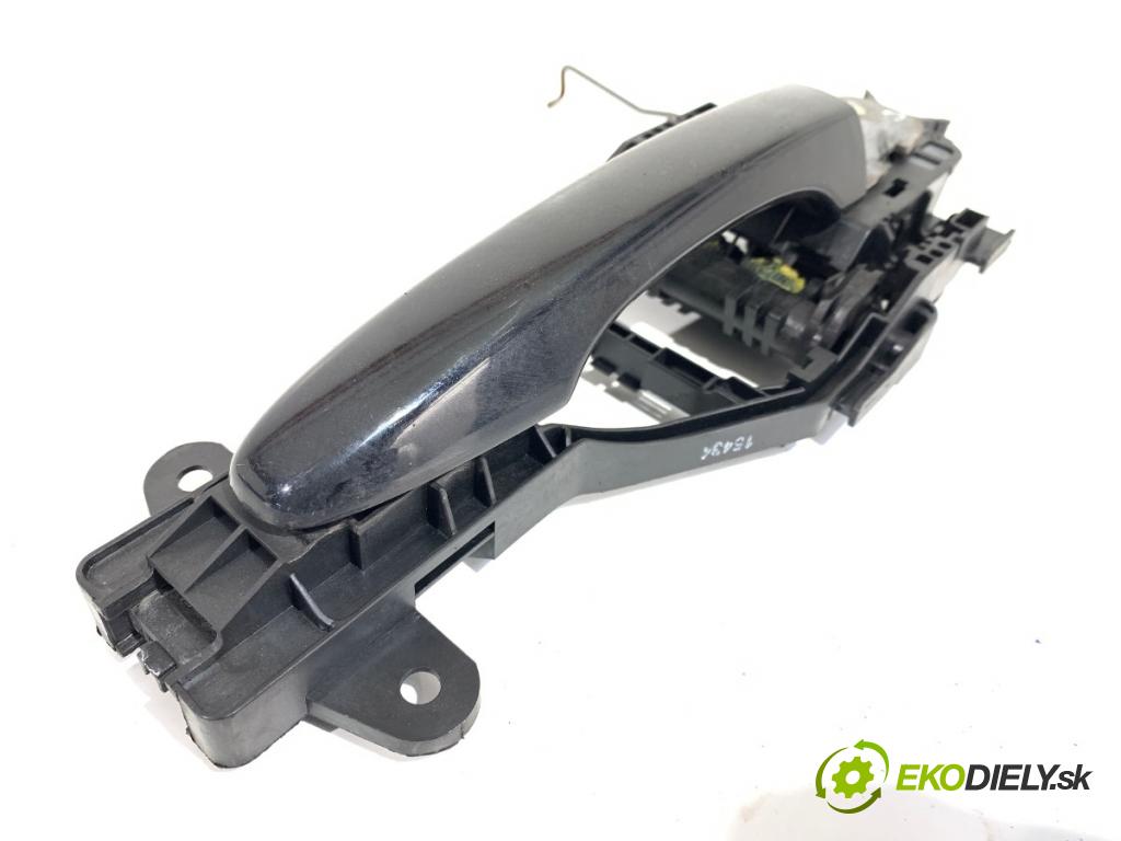 VOLVO V40 liftback (525, 526) 2012 - 2022    D4 140 kW [190 KM] olej napędowy 2014 - 2022  Kľučka vonkajšia ľavy predný