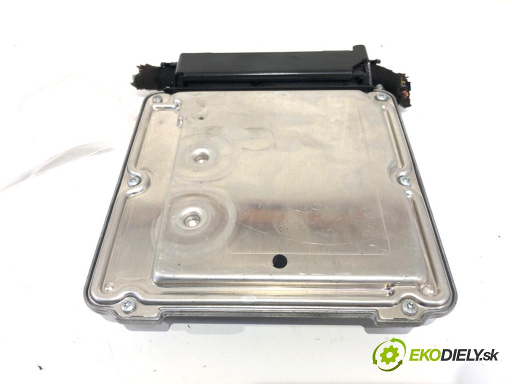 AUDI A6 C6 Avant (4F5) 2004 - 2011    3.0 TDI quattro 165 kW [225 KM] olej napędowy 2005 - 2006  riadiaca jednotka Motor 4F0987401B (Riadiaca jednotka)