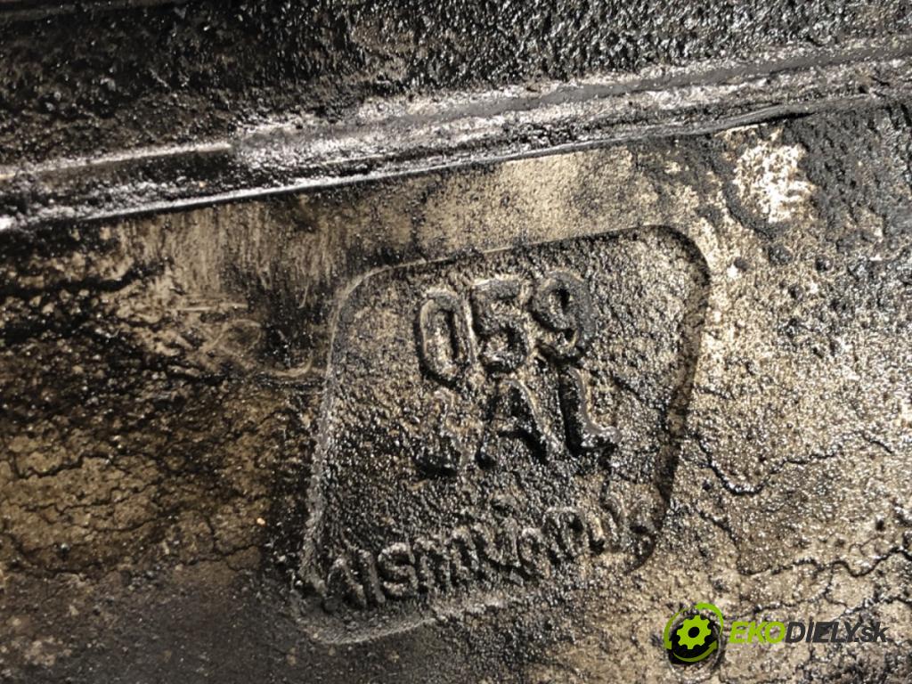 AUDI A6 C6 Avant (4F5) 2004 - 2011    3.0 TDI quattro 165 kW [225 KM] olej napędowy 2005 - 2006  Hlava valcov pravy 0594AL