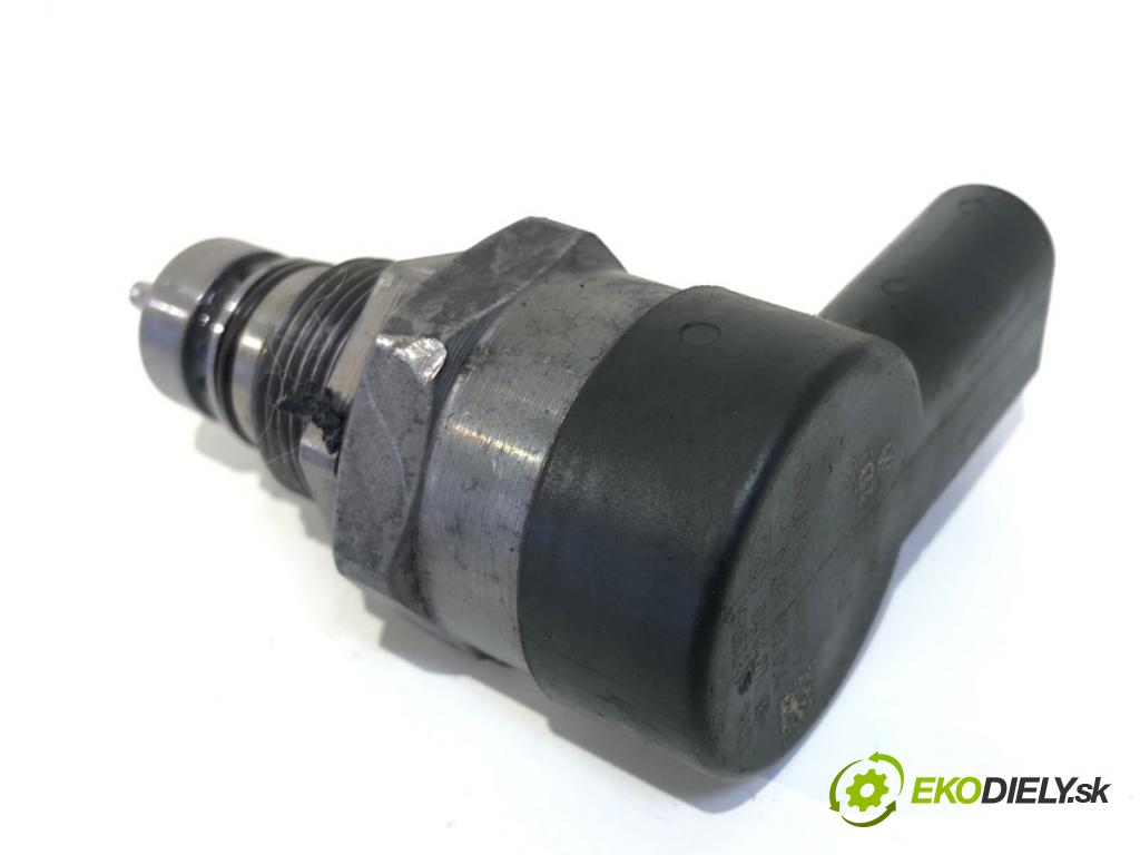 AUDI A6 C6 Avant (4F5) 2004 - 2011    3.0 TDI quattro 165 kW [225 KM] olej napędowy 2005 - 2006  Snímač tlaku paliva 057130764F (Snímač)