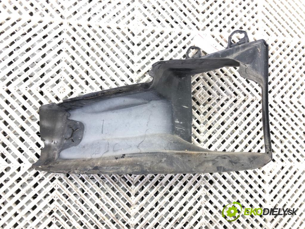 AUDI A6 C6 Avant (4F5) 2004 - 2011    3.0 TDI quattro 165 kW [225 KM] olej napędowy 2005 - 2006  volant vzduchu levá strana 4F0145333