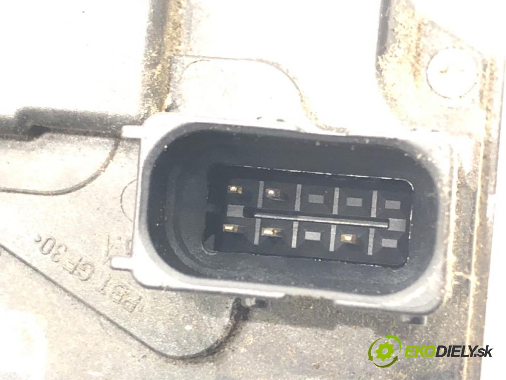 OPEL ASTRA H (A04) 2004 - 2014    1.7 CDTI (L48) 59 kW [80 KM] olej napędowy 2004 - 2010  zámok dveře levý zadní část 13128115