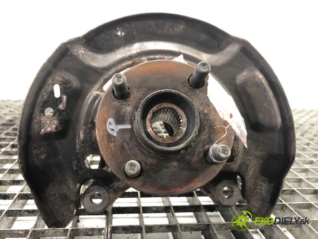 TOYOTA YARIS (_P9_) 2005 - 2014    1.33 VVT-i (NSP90_) 74 kW [100 KM] benzyna 2008 - 2011  náboj pravy predný 