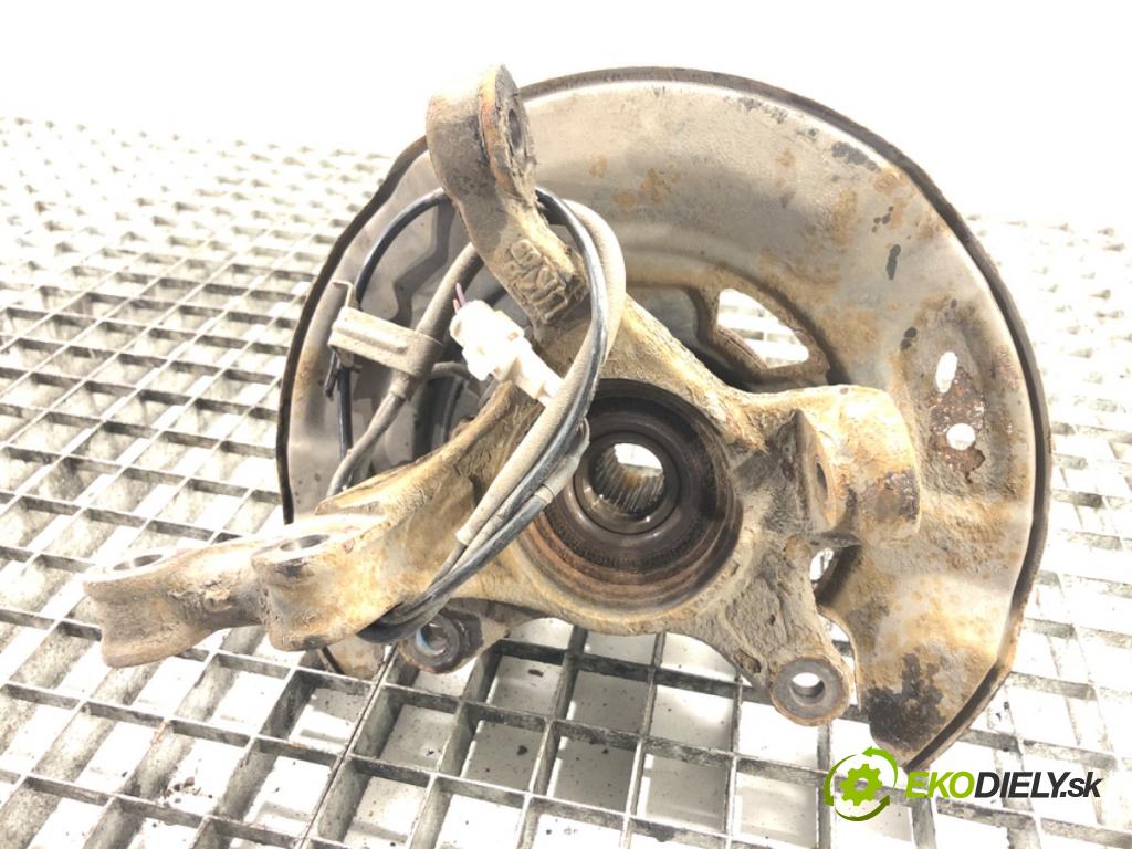 TOYOTA YARIS (_P9_) 2005 - 2014    1.33 VVT-i (NSP90_) 74 kW [100 KM] benzyna 2008 - 2011  náboj pravy predný