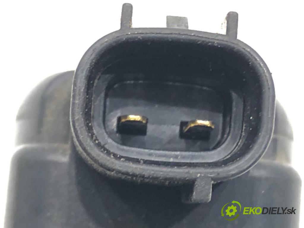TOYOTA YARIS (_P9_) 2005 - 2014    1.33 VVT-i (NSP90_) 74 kW [100 KM] benzyna 2008 - 2011  Ventil tlaku 90910-TC002 (Ventil)