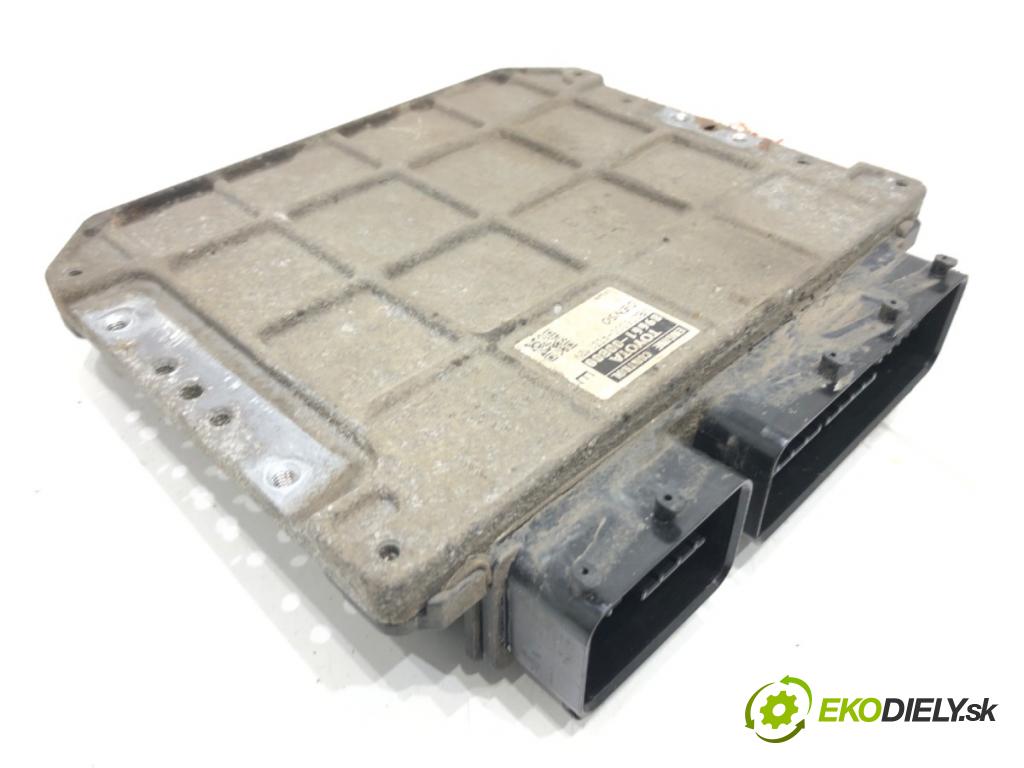 TOYOTA YARIS (_P9_) 2005 - 2014    1.33 VVT-i (NSP90_) 74 kW [100 KM] benzyna 2008 - 2011  riadiaca jednotka Motor 89661-0DB00 (Riadiaca jednotka)