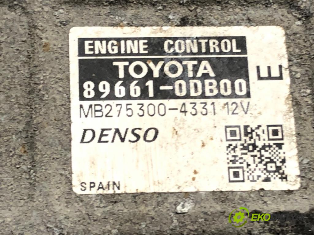 TOYOTA YARIS (_P9_) 2005 - 2014    1.33 VVT-i (NSP90_) 74 kW [100 KM] benzyna 2008 - 2011  riadiaca jednotka Motor 89661-0DB00 (Riadiaca jednotka)