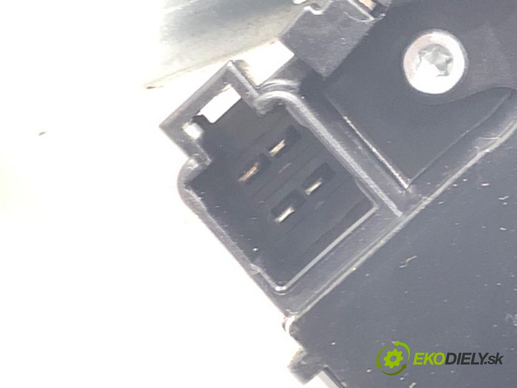 TOYOTA YARIS (_P9_) 2005 - 2014    1.33 VVT-i (NSP90_) 74 kW [100 KM] benzyna 2008 - 2011  motor stěračů zadní část 85130-0D020-F