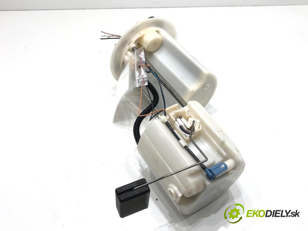 TOYOTA YARIS (_P9_) 2005 - 2014    1.33 VVT-i (NSP90_) 74 kW [100 KM] benzyna 2008 - 2011  pumpa paliva 77020-0D130