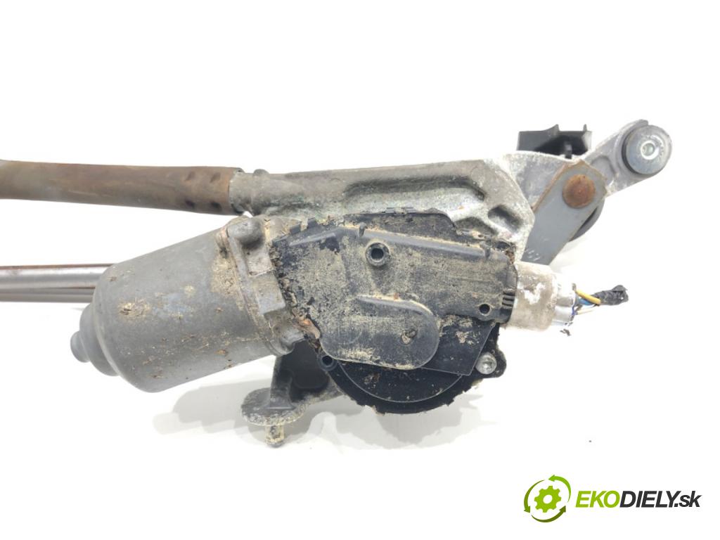 TOYOTA YARIS (_P9_) 2005 - 2014    1.33 VVT-i (NSP90_) 74 kW [100 KM] benzyna 2008 - 2011  Mechanizmus stieračov predný 85110-0D080 (Motorček stieračov predné)